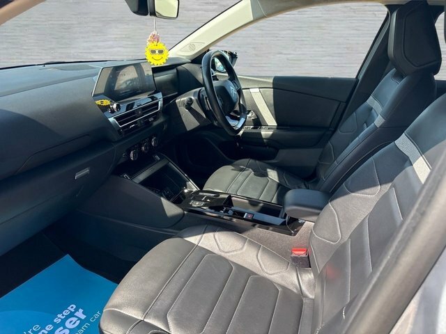 Citroen C4 Bluehdi Shine Plus Hatchback FY21NHZ Grey #3