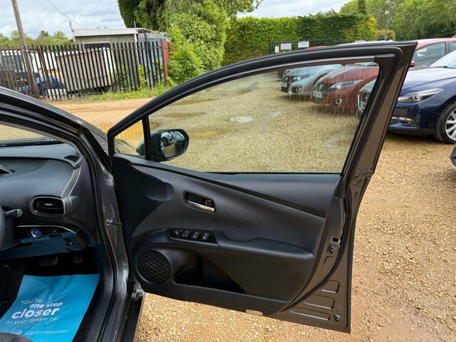 Toyota Prius+ Plus 1.8 Icon 98 Bhp Black #12
