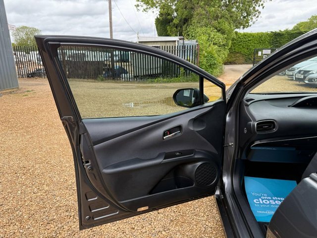 Toyota Prius+ Plus 1.8 Icon 98 Bhp Black #43