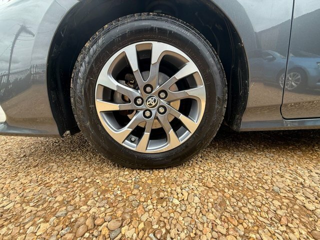 Toyota Prius+ Plus 1.8 Icon 98 Bhp Black #46