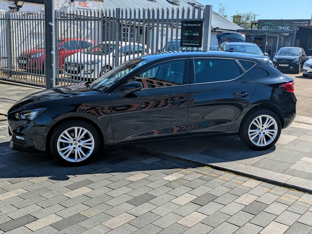 Seat Leon Hatchback 1.0 Tsi Evo Se Dynamic 202070 YH70UWB Black #6