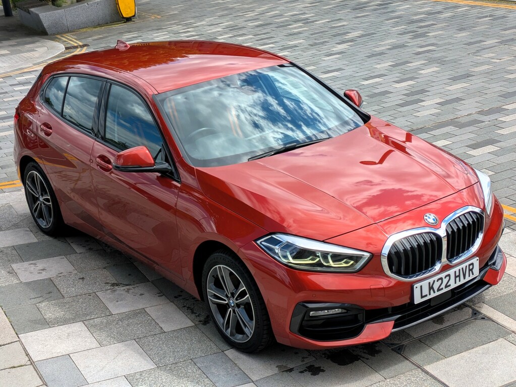 BMW 1 Series Hatchback 2.0 118D Sport 202222 LK22HVR Orange #2