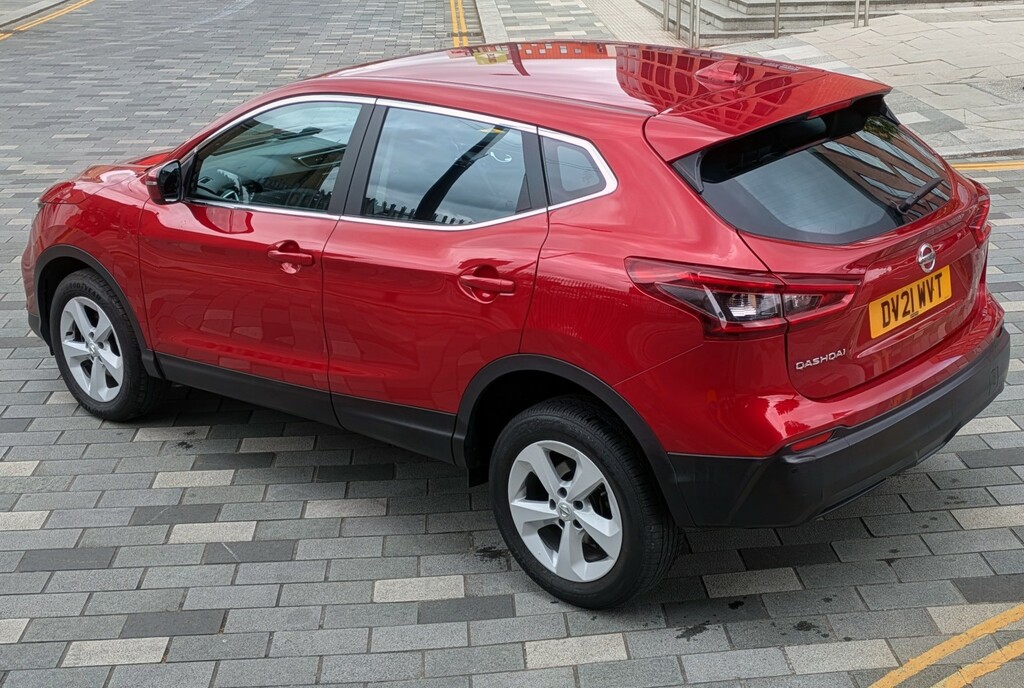 Nissan Qashqai Suv 1.3 Dig-t Acenta Premium 202121 DV21WVT Red #6
