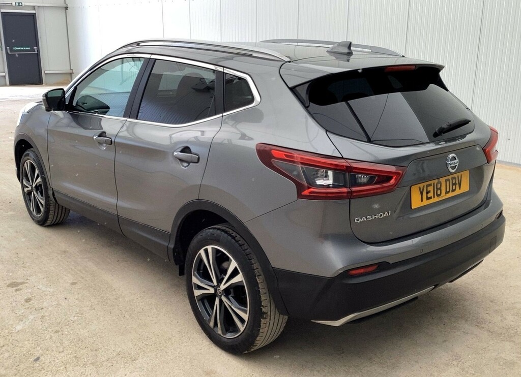 Nissan Qashqai Suv 1.2 Dig-t N-connecta 201818 YE18DBV Grey #2