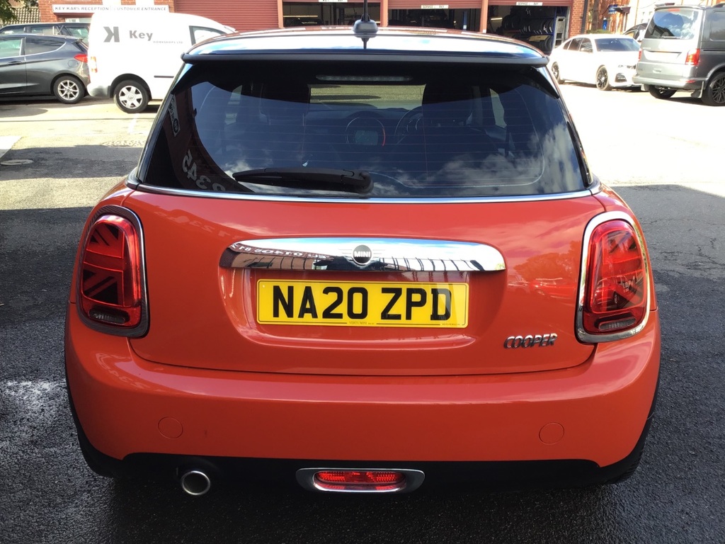 Mini Hatch 1.5 Cooper Exclusive II NA20ZPD Orange #4