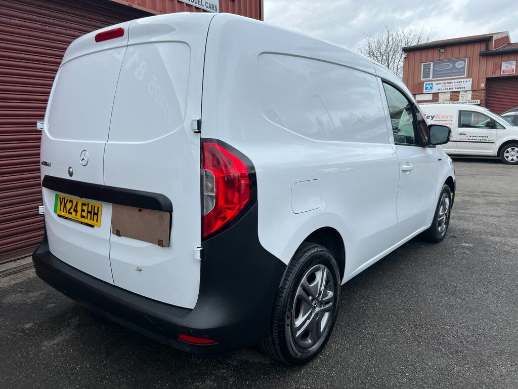 Mercedes-Benz CITAN 90Kw 45Kwh Progressive Van White #4