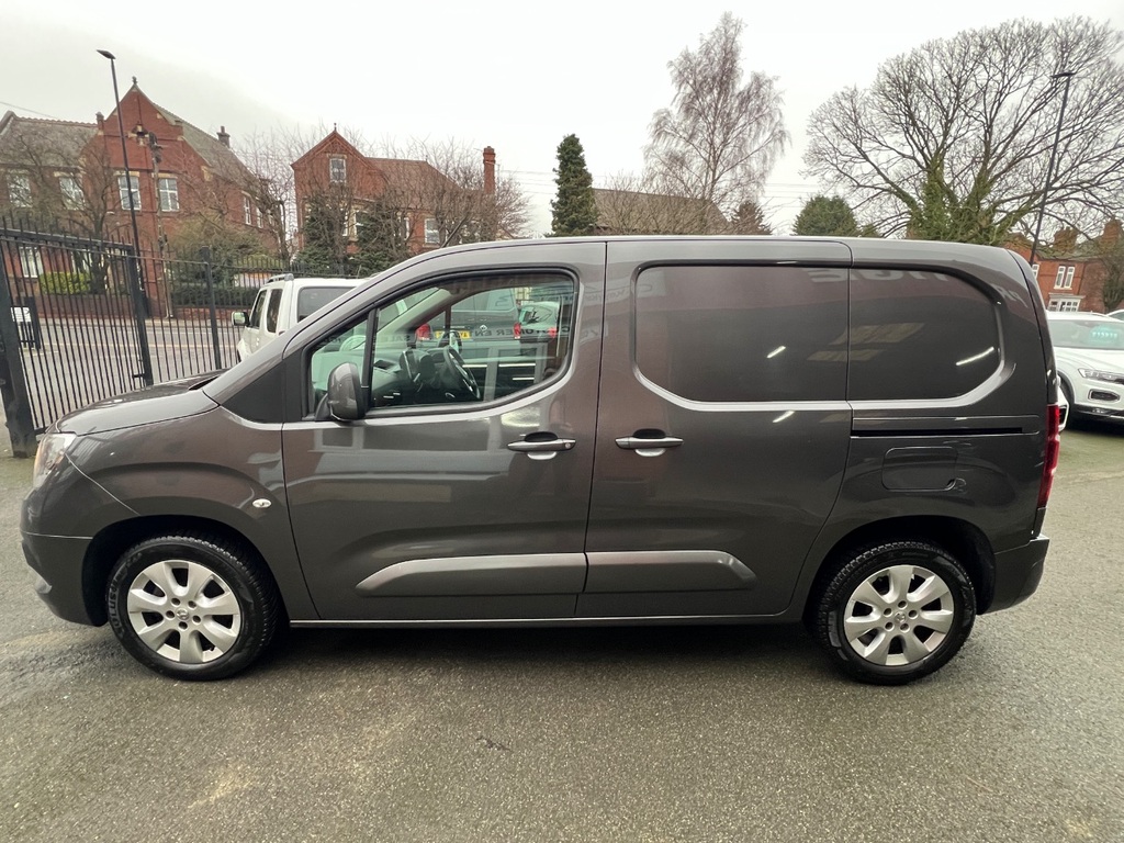 Vauxhall Combo 2000 1.5 Turbo D 100Ps H1 Le Nav Van SW70DFC Grey #3