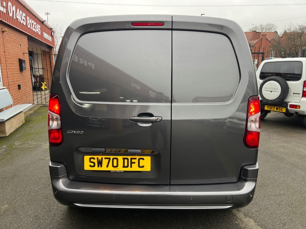 Vauxhall Combo 2000 1.5 Turbo D 100Ps H1 Le Nav Van SW70DFC Grey #6