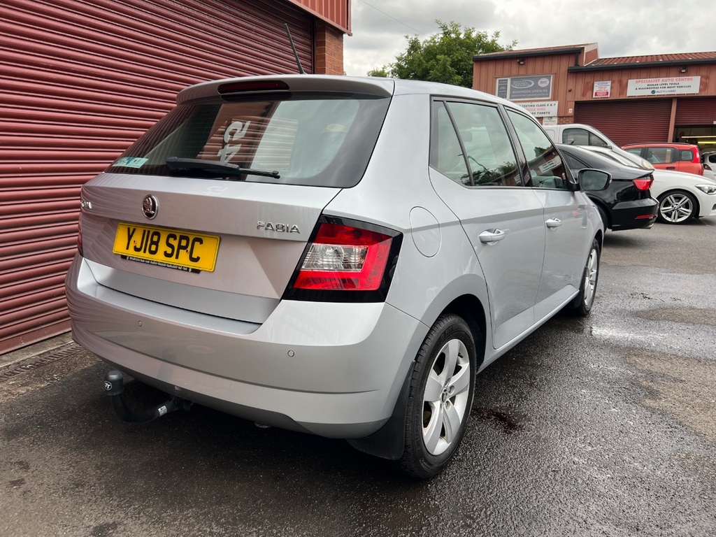 Skoda Fabia 1.0 Tsi Se YJ18SPC Silver #5