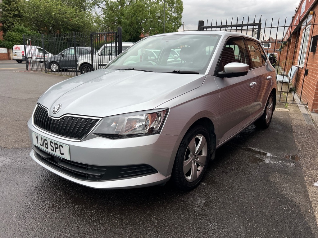 Skoda Fabia 1.0 Tsi Se YJ18SPC Silver #3