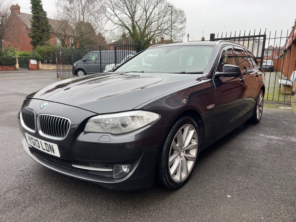 BMW 5 Series 520D Se Step Start Stop YG13LDN Grey #3