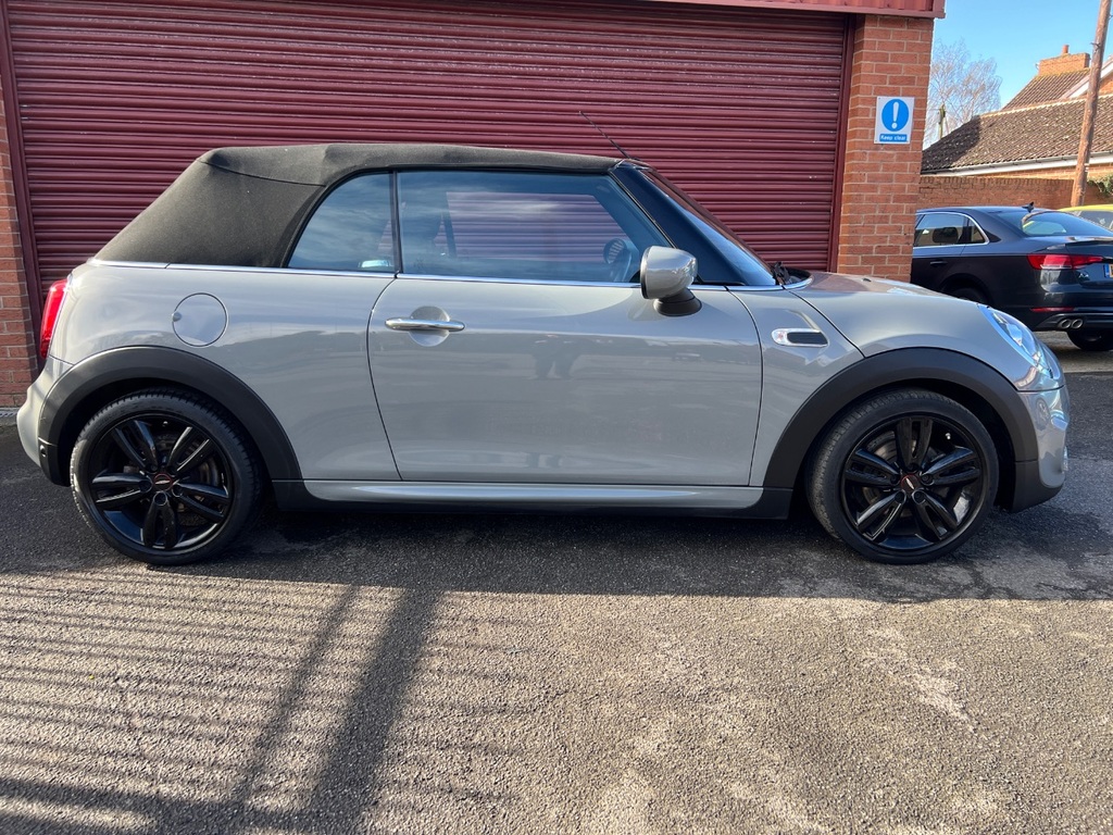 Mini Convertible 1.5 Cooper Sport II CY20CFP Grey #5