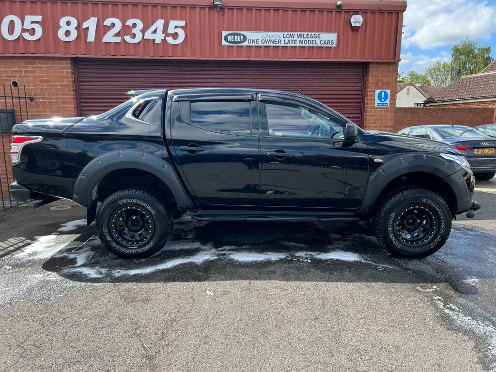 Fiat Fullback 2.4 180Hp Cross Double Cab Pick Up Black #4