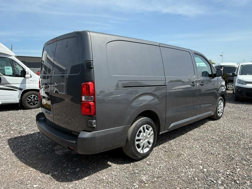 Vauxhall Vivaro 2.0 Turbo D 3100 Sportive L2 H1 Euro 6 Ss WR22HHB Grey #6
