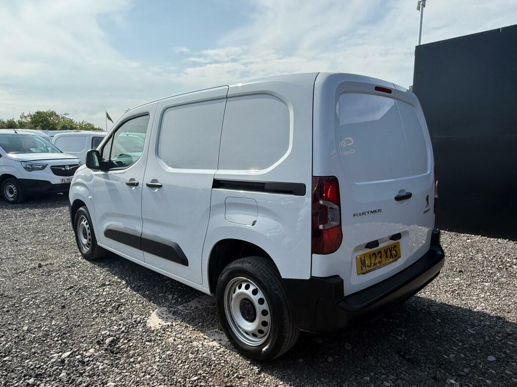 Peugeot Partner 1.5 Bluehdi 1000 Professional Premium Standard P MJ23XXS White #4