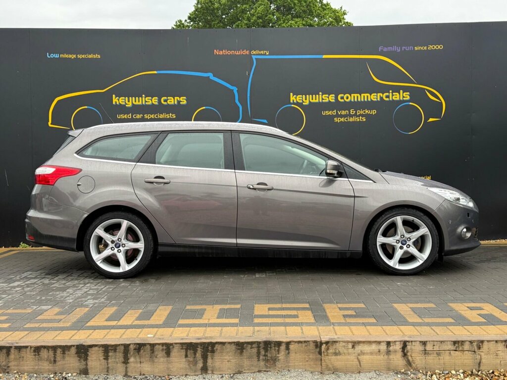 Ford Focus 2.0 Tdci Titanium X Euro 5 Brown #6