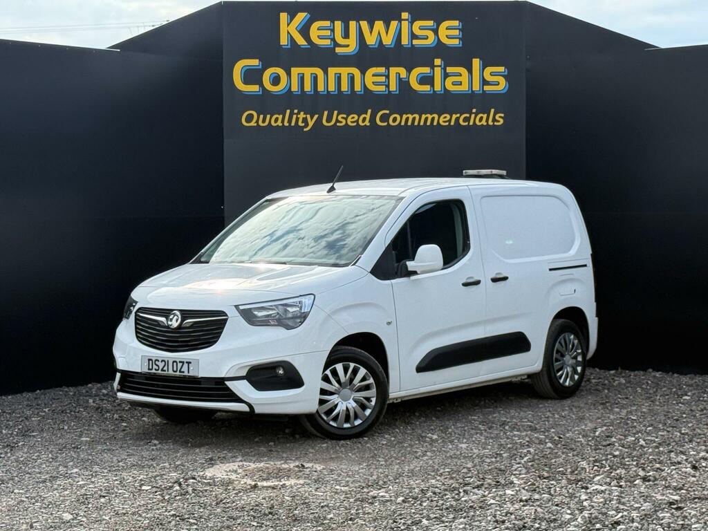 Vauxhall Combo 1.5 Turbo D 2000 Sportive L1 H1 Euro 6 White
