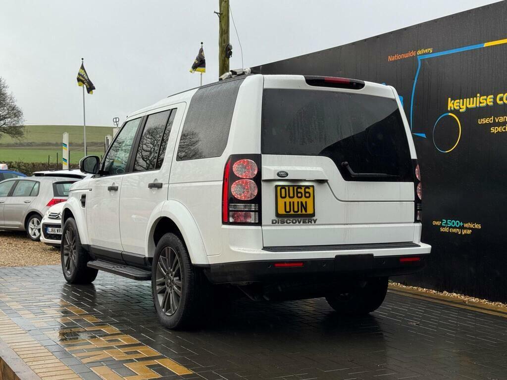 Land Rover Discovery 3.0 Sd V6 Graphite 4Wd Euro 6 Ss OU66UUN White #3