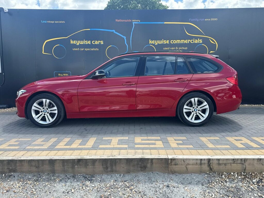 BMW 3 Series 2.0 318D Sport Touring Euro 5 Ss Red #2