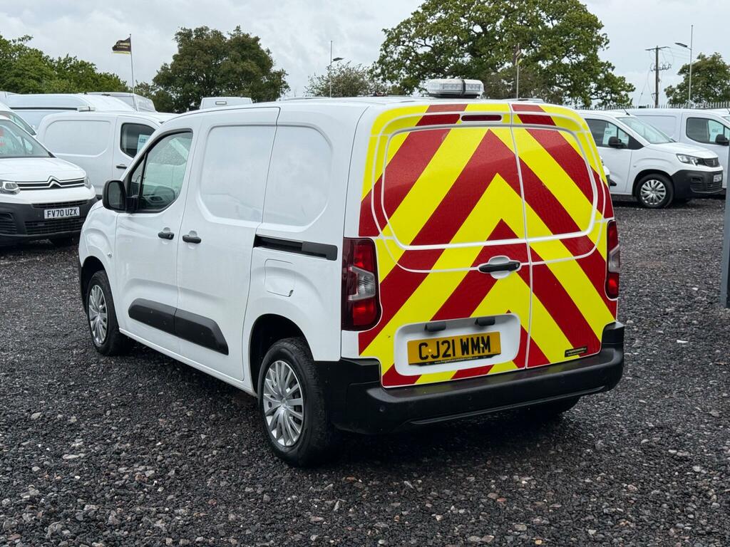 Citroen Berlingo 1.5 Bluehdi 650 Enterprise M Swb Euro 6 Ss CJ21WMM White #4