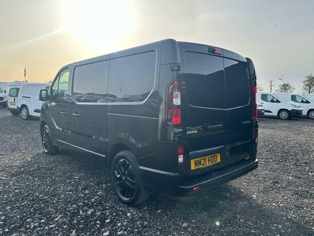 Renault Trafic 2.0 Dci Energy 28 Black Edition Swb Standard Roof MM21HDD Black #5