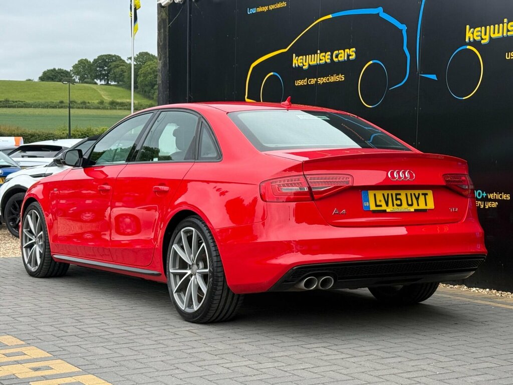Audi A4 2.0 Tdi Black Edition Plus Multitronic Euro 5 Ss Red #3