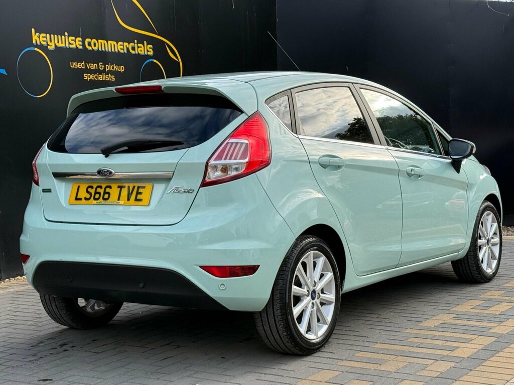 Ford Fiesta 1.0T Ecoboost Titanium Euro 6 Ss LS66TVE Green #5