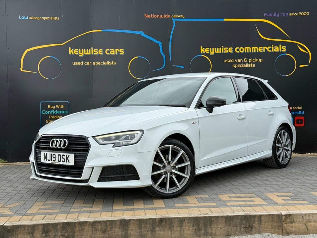 Audi A3 1.5 Tfsi Cod 35 Black Edition Sportback S Tronic E White