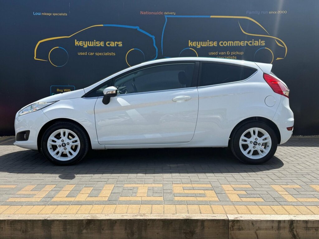 Ford Fiesta 1.0T Ecoboost Zetec White Edition Euro 6 Ss GV16ZZD White #2