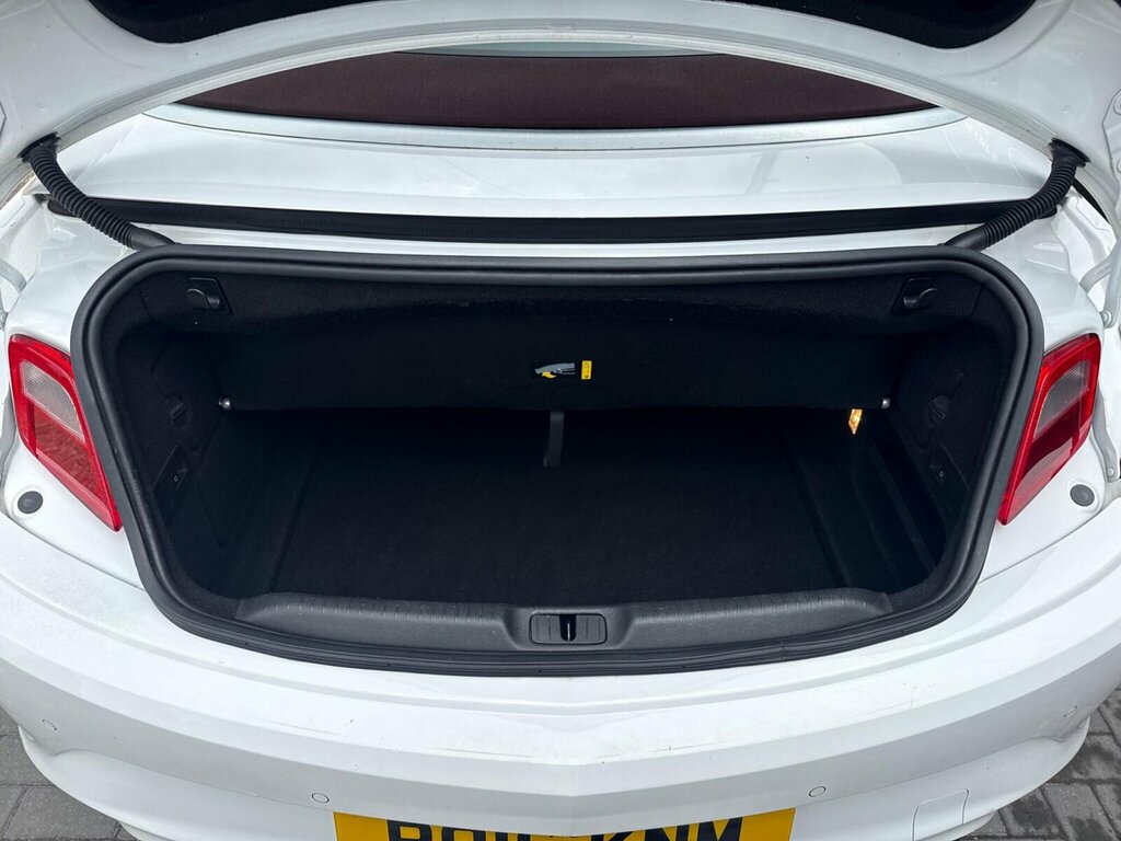 Vauxhall Cascada 1.6T Sidi Elite White #20