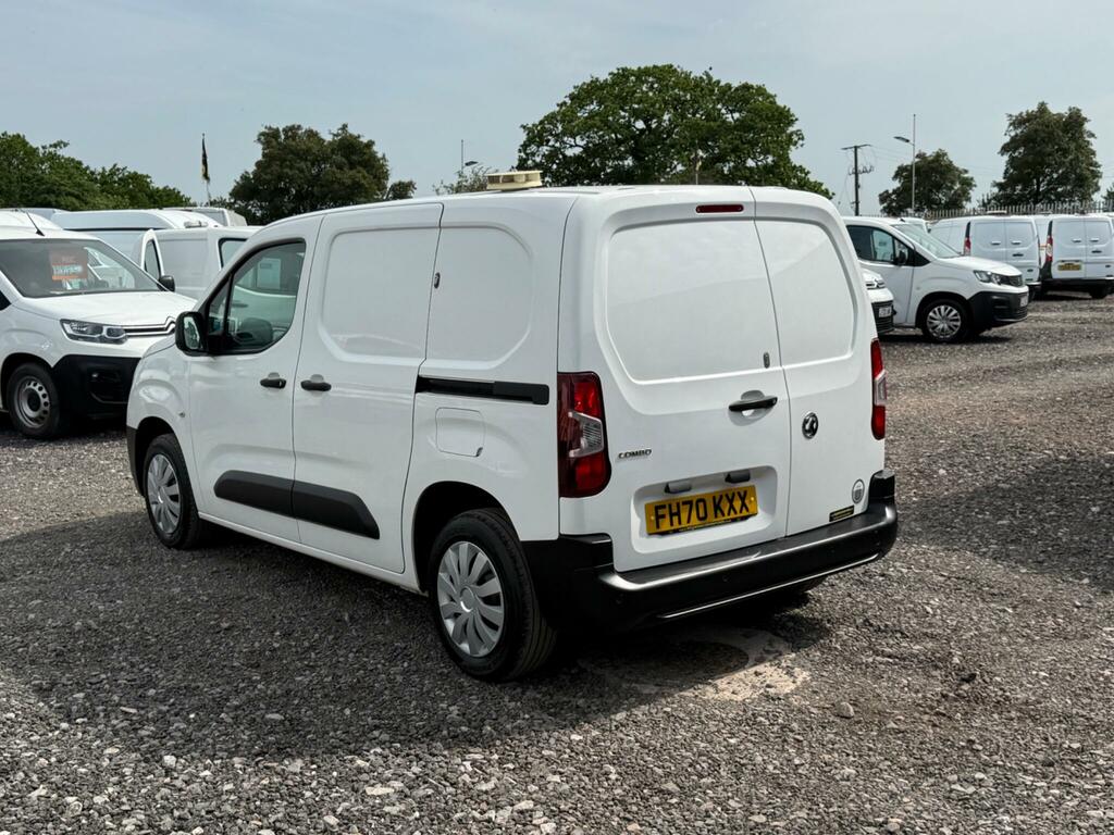 Vauxhall Combo 1.5 Turbo D 2000 Edition L1 H1 Euro 6 Ss FH70KXX White #4