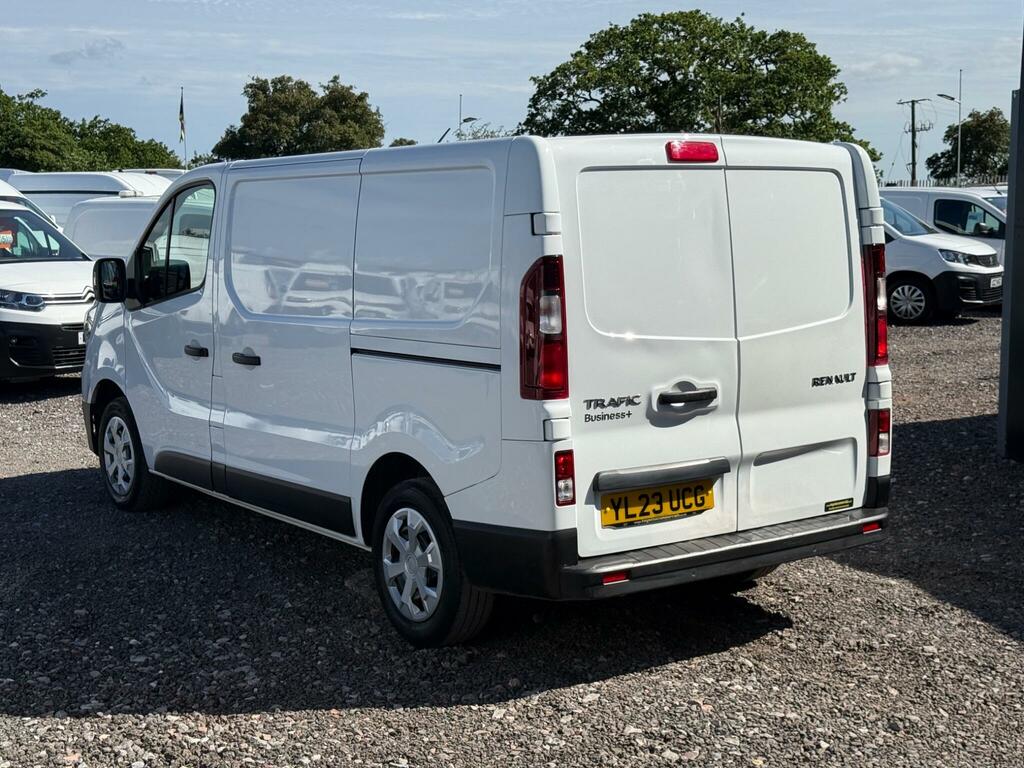 Renault Trafic 2.0 Dci Blue Sl28 Business L1 H1 Euro 6 Ss YL23UCG White #4