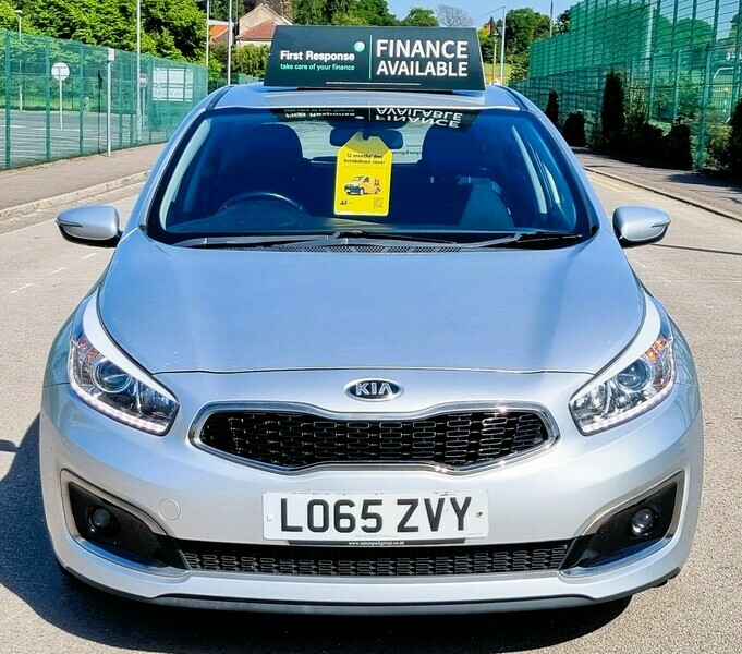Kia Ceed Crdi 2 Isg LO65ZVY Silver #2