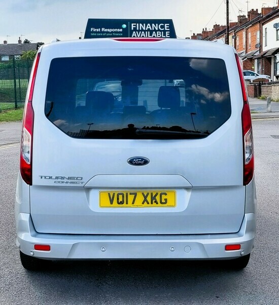 Ford Grand Tourneo Connect Grand Titanium Tdci Silver #6