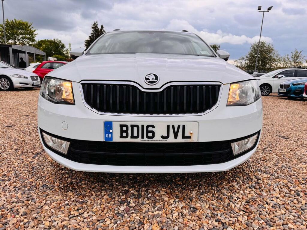 Skoda Octavia 2.0 Tdi Se Euro 6 Ss White #2