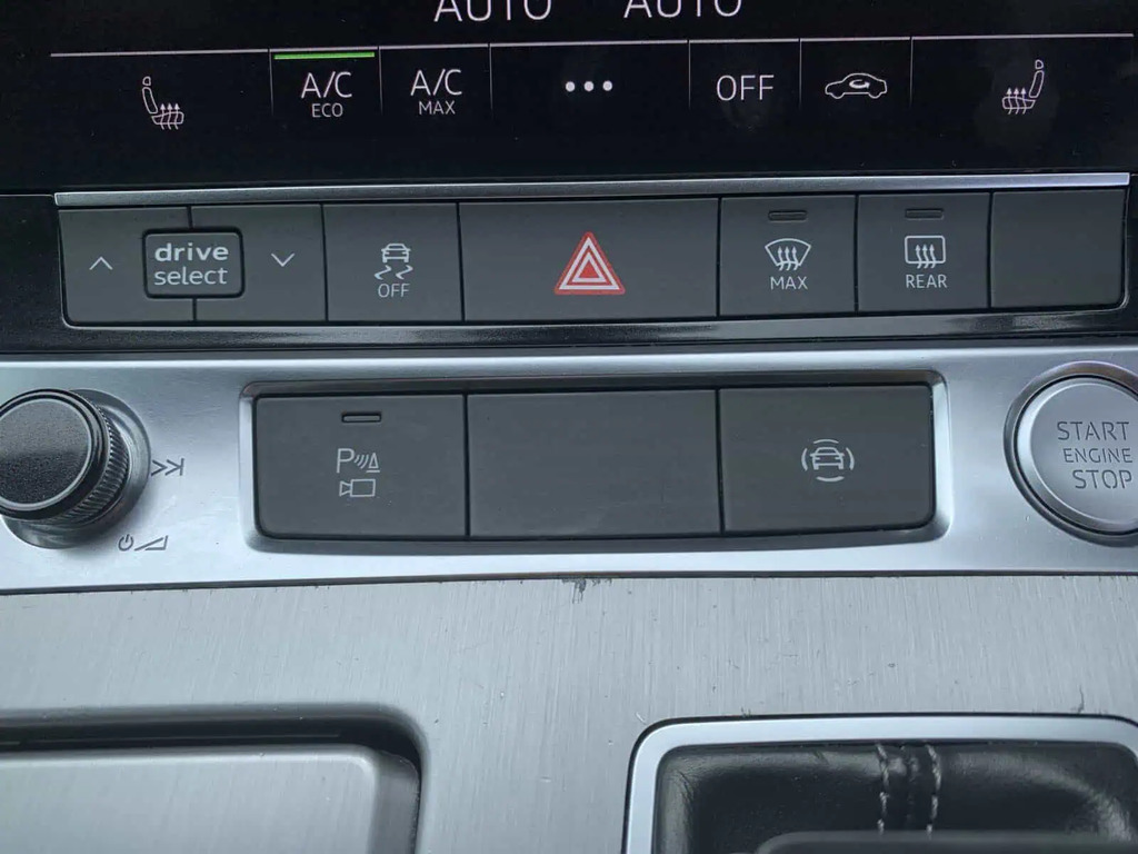 Audi A6 Saloon YK69UPZ #4