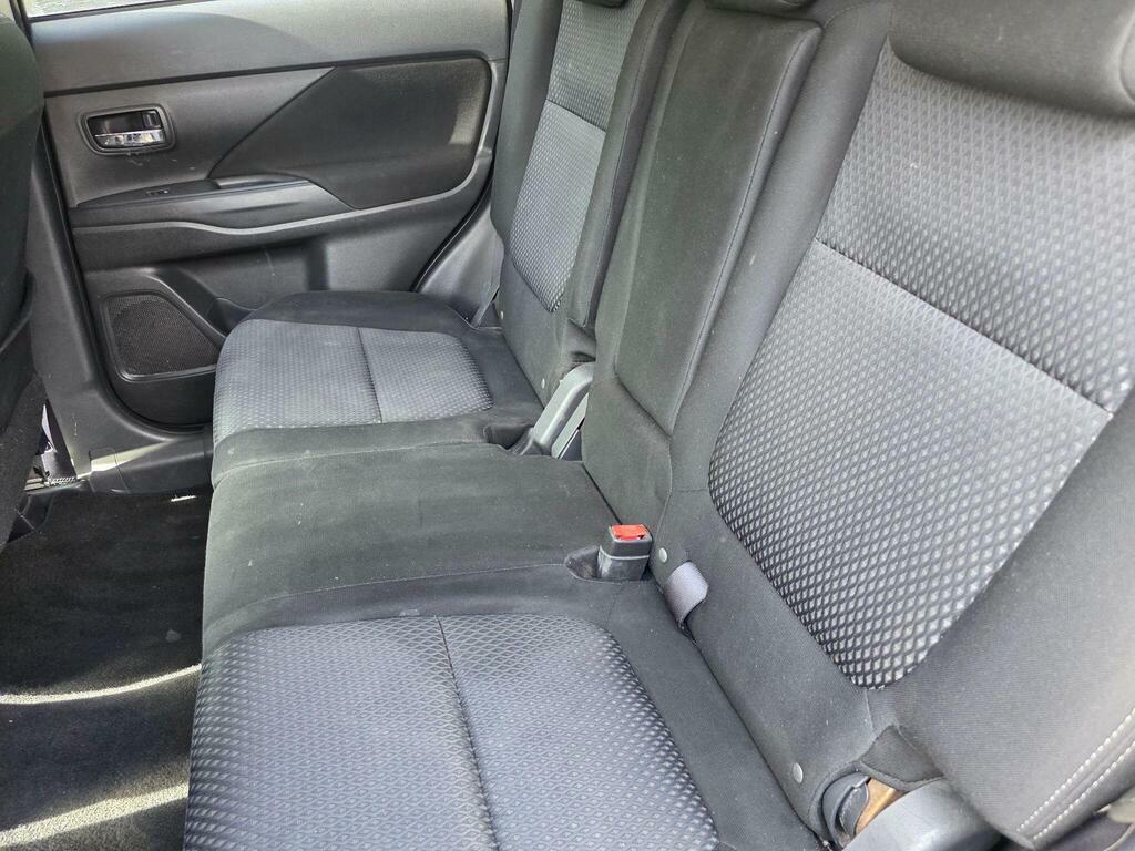 Mitsubishi Outlander 2.2 Di-d 3 4Wd Euro 6 Black #5