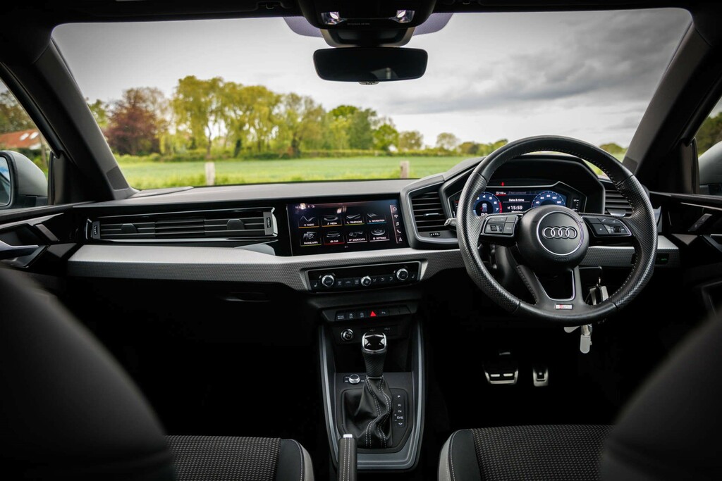 Audi A1 Tfsi 40 S Line Competition Sportback S Tron RA69OFH #2