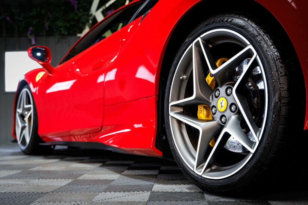 Ferrari F8 Tributo Tributo  #24