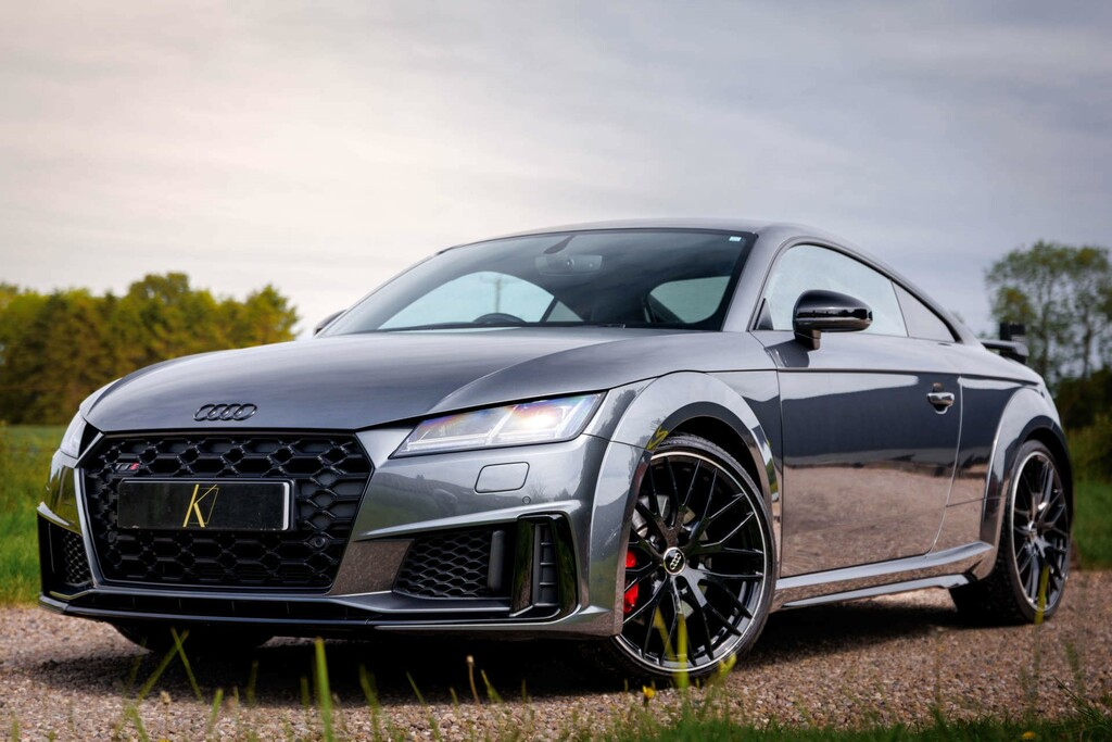 Audi TTS Tfsi Black Edition Coupe S Tronic Quattro E  #2