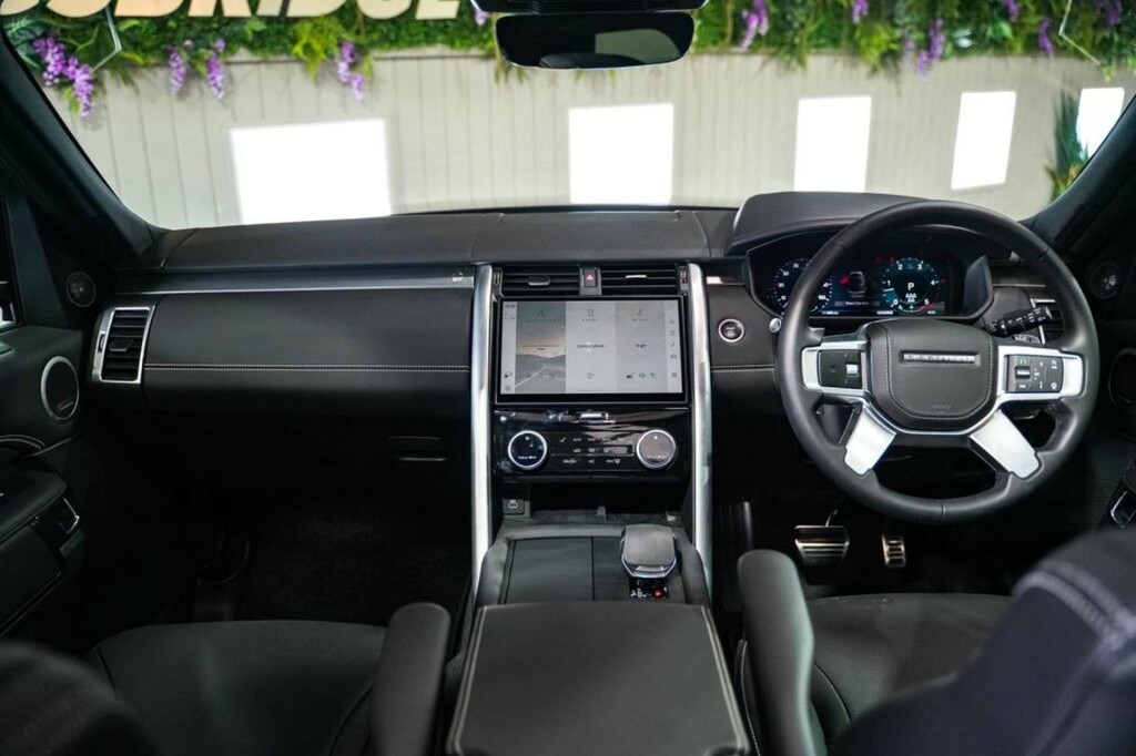 Land Rover Discovery D300 Mhev Metropolitan Edition Suv 4Wd AP24DWY  #2