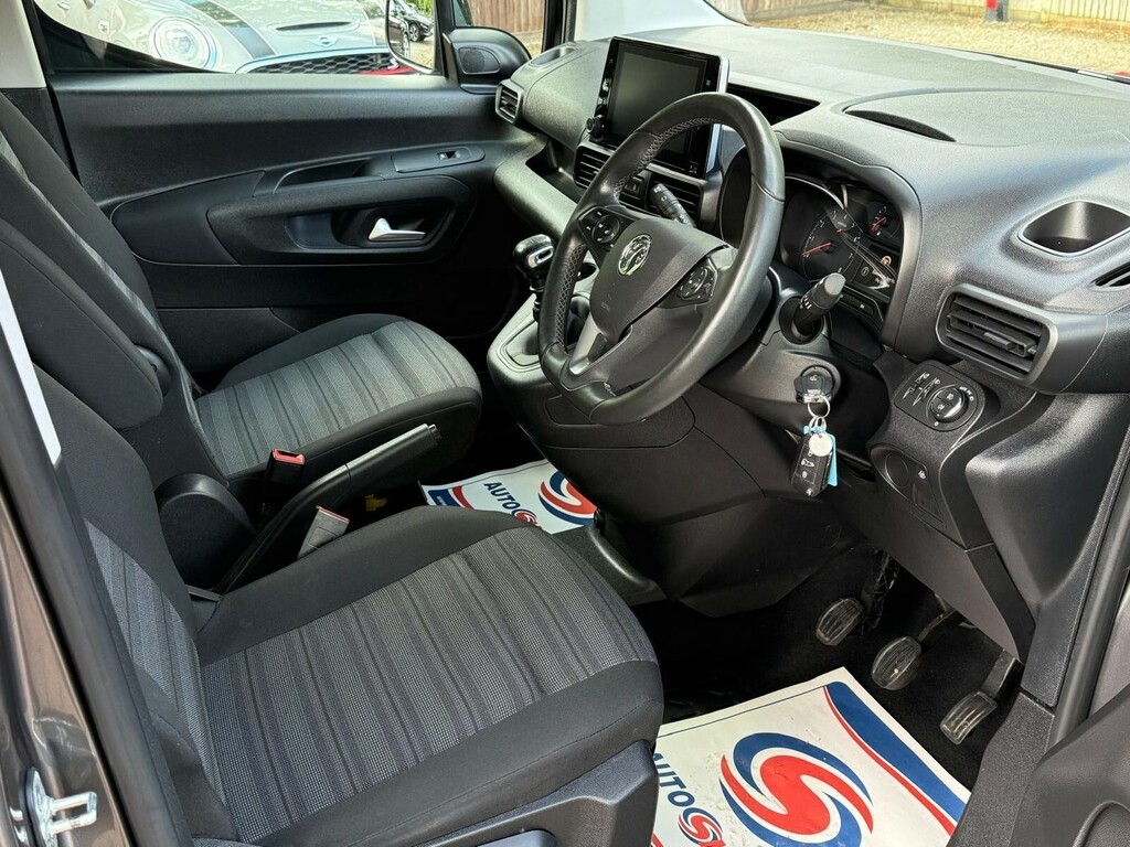 Vauxhall Combo Life Se Blue #9