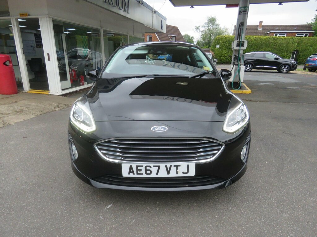 Ford Fiesta 1.1 Ti-vct Zetec Euro 6 Ss AE67VTJ Black #2