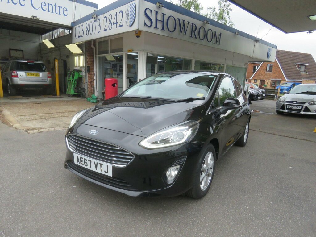 Ford Fiesta 1.1 Ti-vct Zetec Euro 6 Ss Black