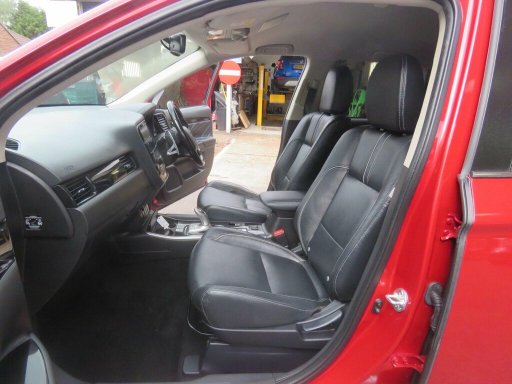 Mitsubishi Outlander 2.0H 12Kwh 4H Cvt 4Wd Euro 6 Ss FD18KMU Red #5
