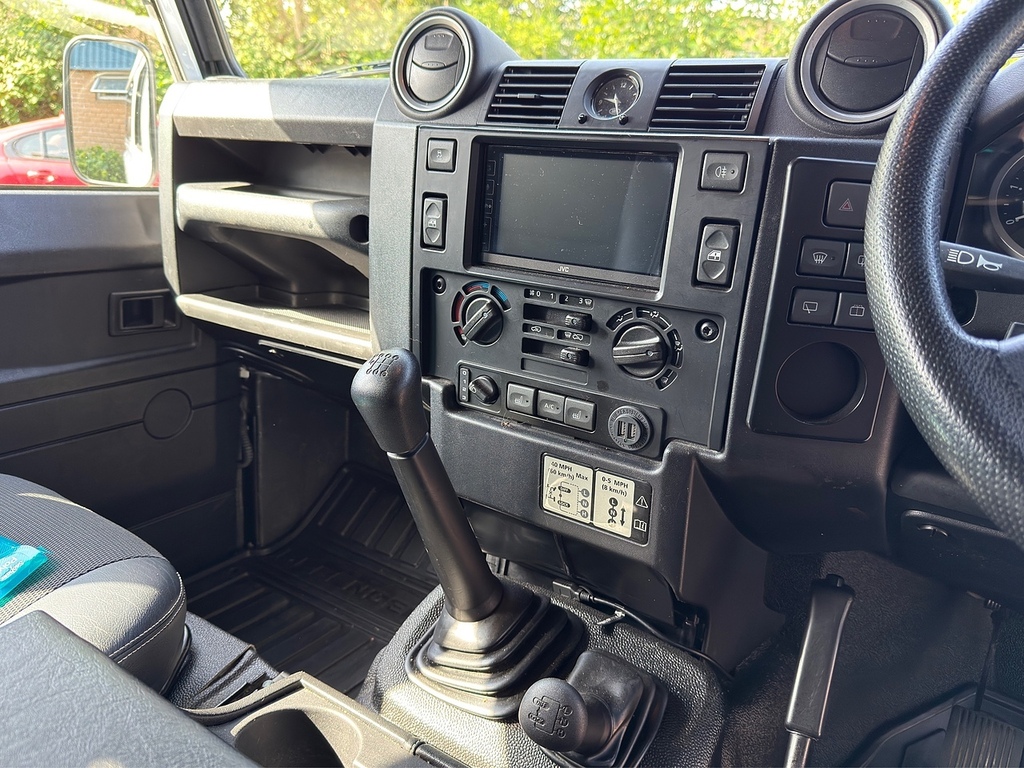 Land Rover Defender 110 Diesel  #27