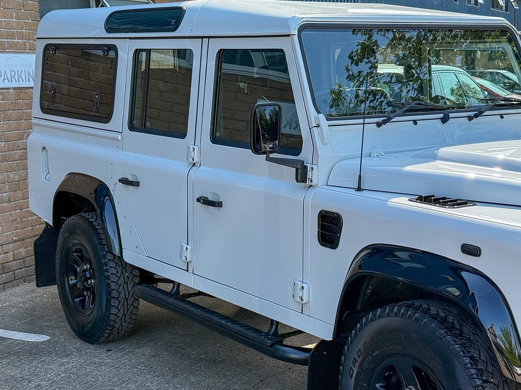 Land Rover Defender 110 Diesel  #13