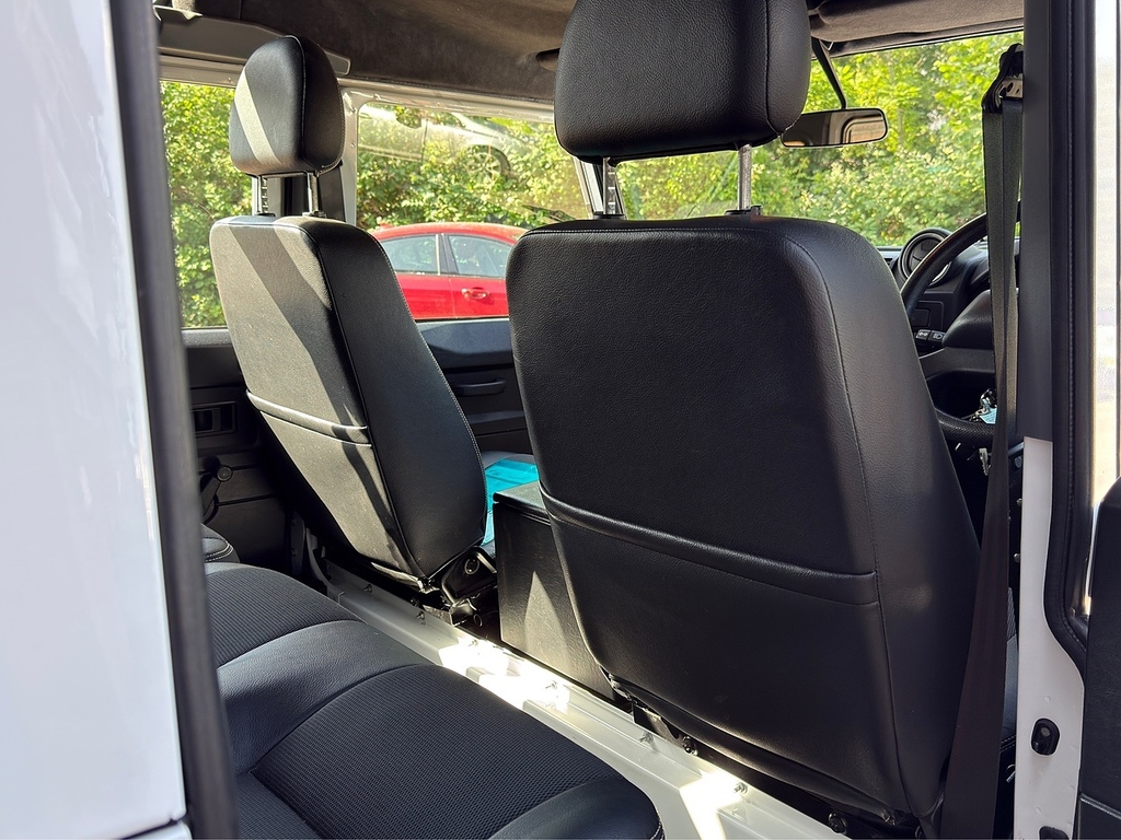 Land Rover Defender 110 Diesel  #44
