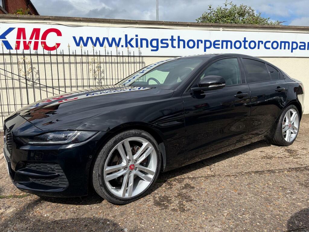 Jaguar XE Saloon 2.0 P250i Hse Euro 6 Ss 20196 YS69GXE Black #3