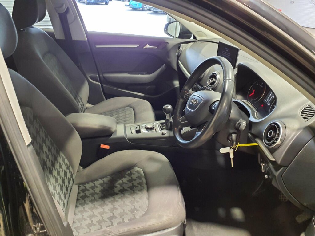 Audi A3 2.0 Tdi Se Sportback Euro 5 Ss GY13CCZ Black #5